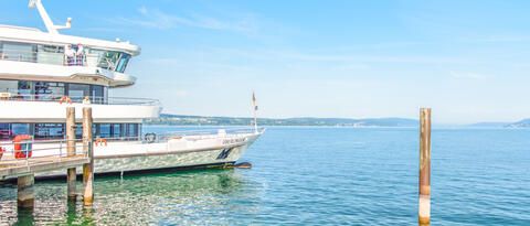 Die "MS Ueberlingen" im Hafen liegend