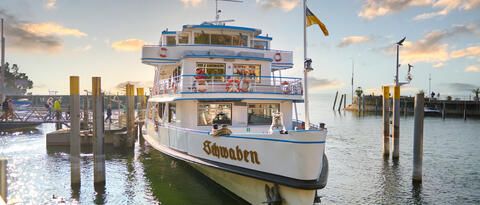 MS Schwaben liegend im Hafen Konstanz