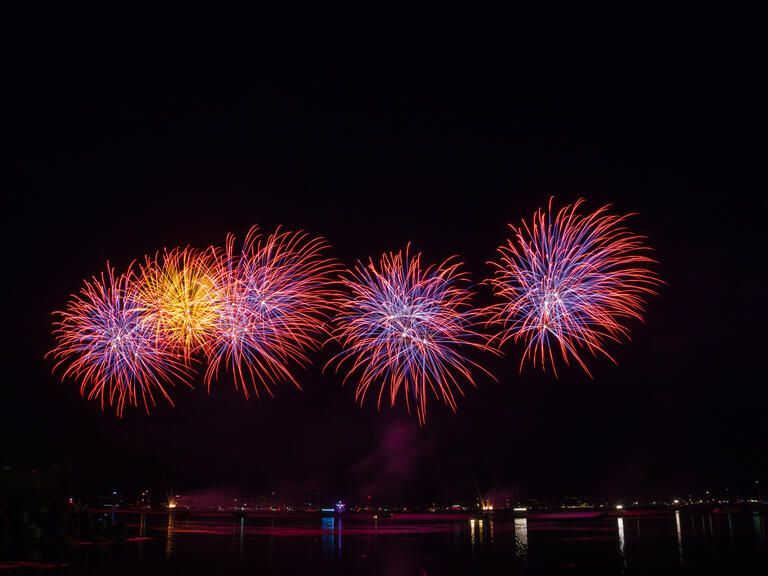 Seenachtfest Konstanz Feuerwerk über dem Bodensee. 