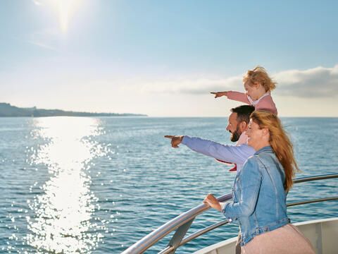 Familie an Bord