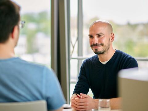Recruiter Christian im Gespräch